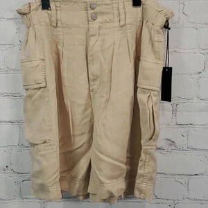 Blanknyc Paperbag High-Rise Shorts In Khaki Size L
